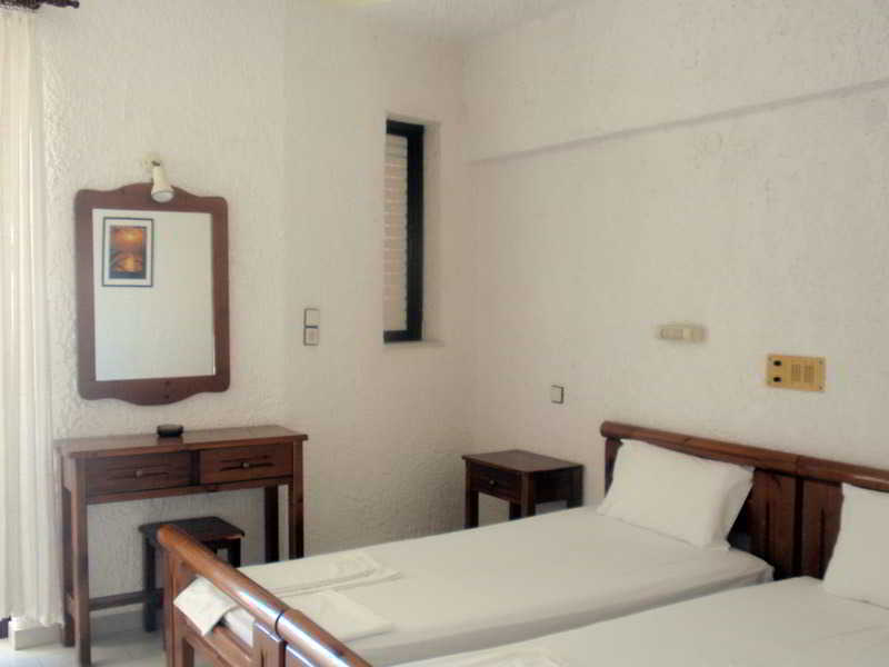 Fevro Hotel Agia Galini Exterior foto