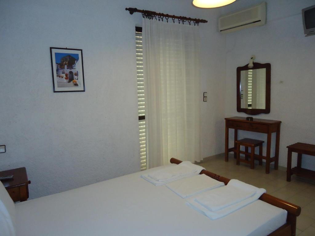 Fevro Hotel Agia Galini Exterior foto
