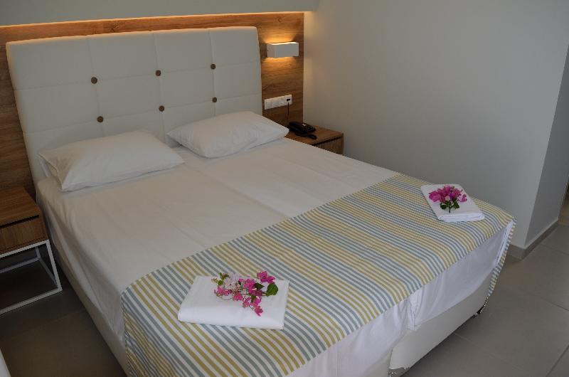 Fevro Hotel Agia Galini Exterior foto